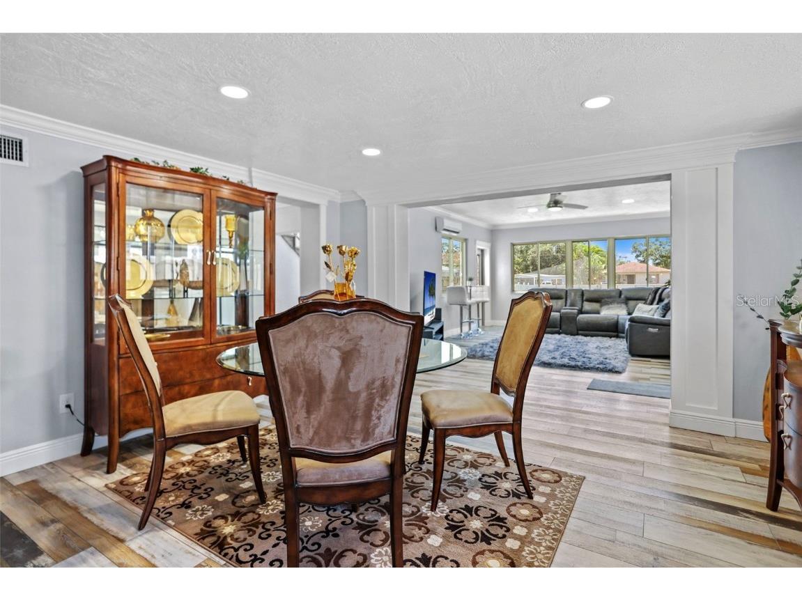 2035 28th Street S Saint Petersburg FL 33712 TB8426672 image16