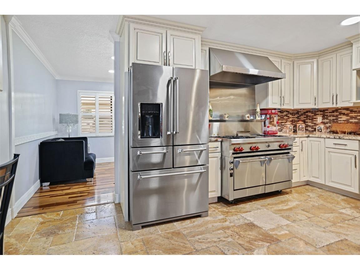 2035 28th Street S Saint Petersburg FL 33712 TB8426672 image19