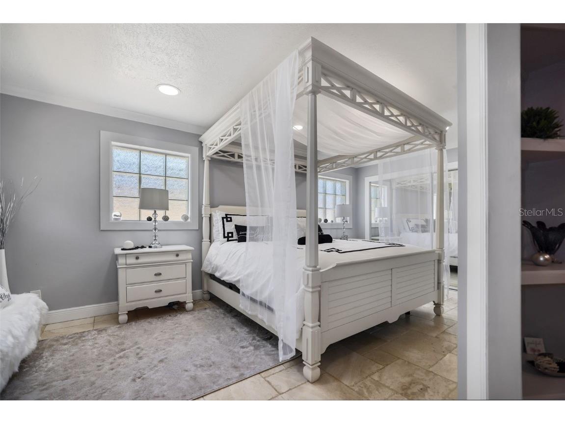 2035 28th Street S Saint Petersburg FL 33712 TB8426672 image24