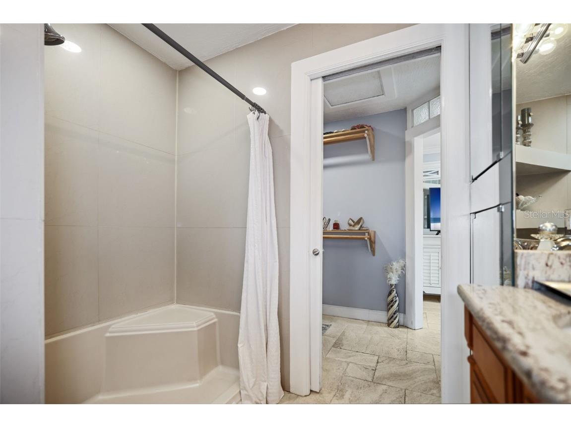 2035 28th Street S Saint Petersburg FL 33712 TB8426672 image31