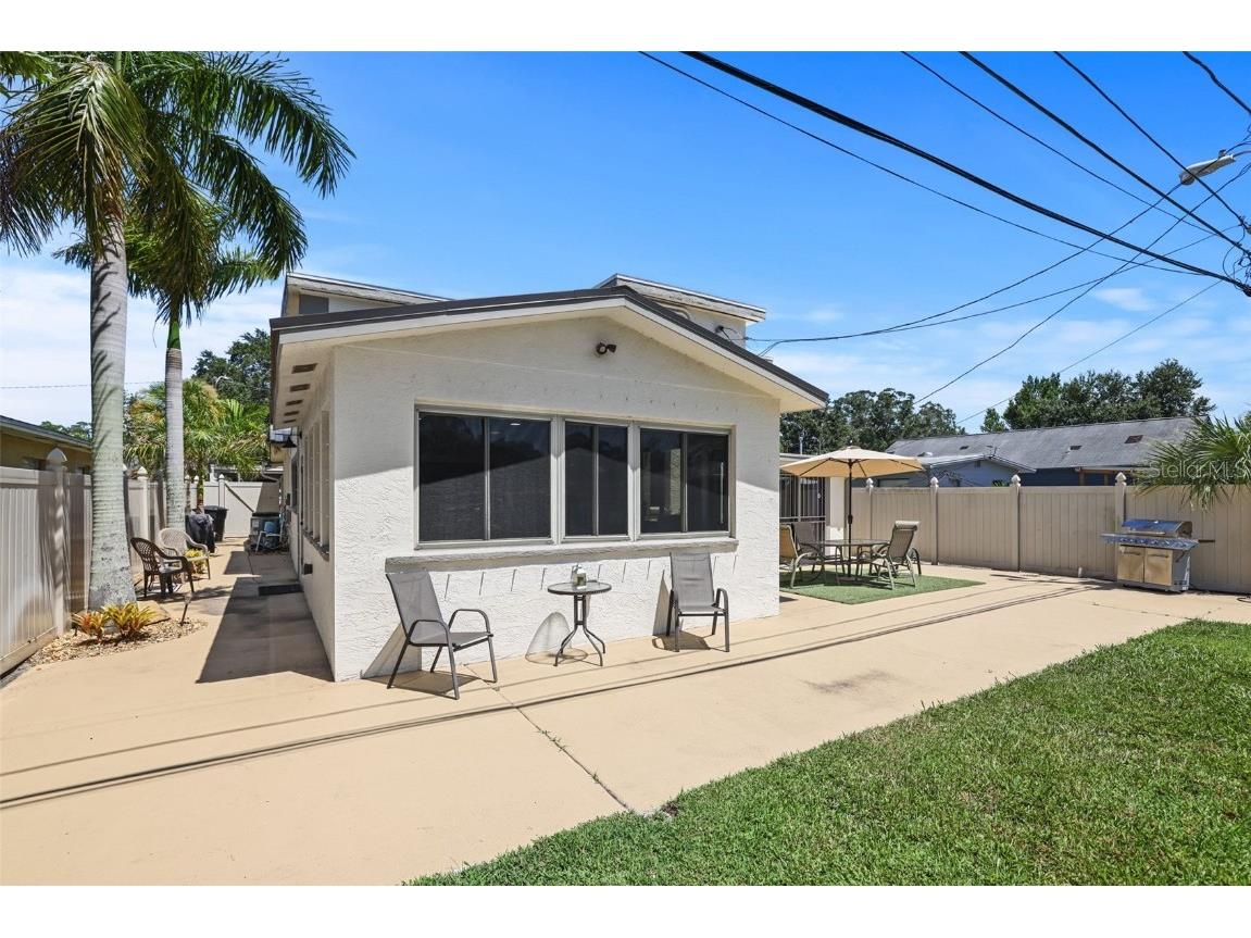 2035 28th Street S Saint Petersburg FL 33712 TB8426672 image64
