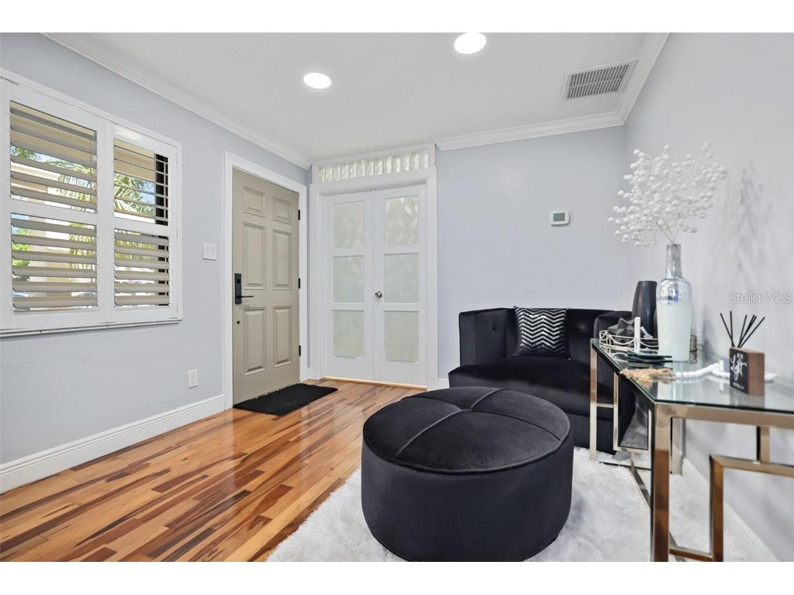 2035 28th Street S Saint Petersburg FL 33712 TB8426672 image7