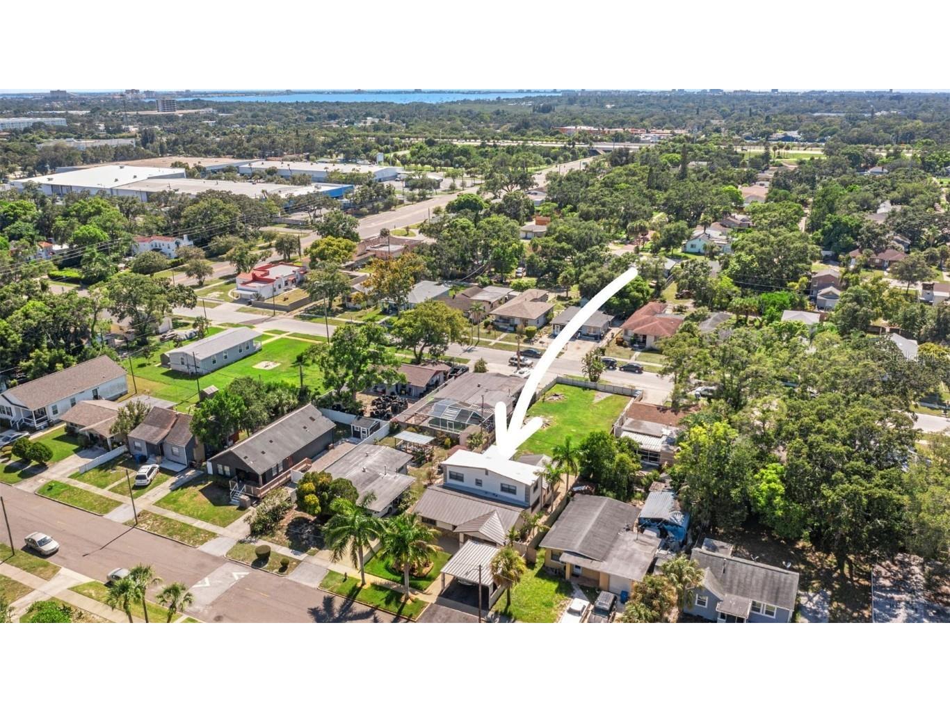 2035 28th Street S Saint Petersburg FL 33712 TB8426672 image72