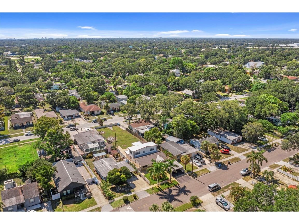 2035 28th Street S Saint Petersburg FL 33712 TB8426672 image77