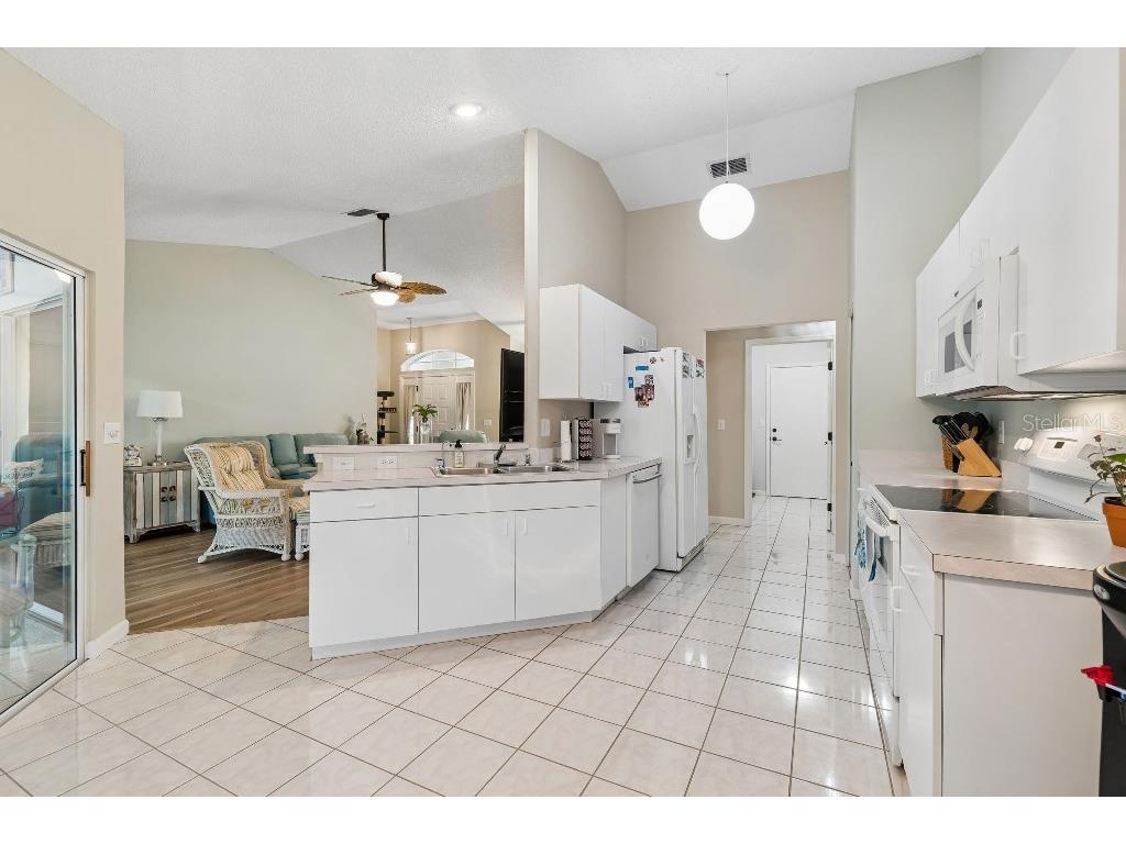 2035 E Del Webb Boulevard Sun City Center FL 33573 TB8487689 image16