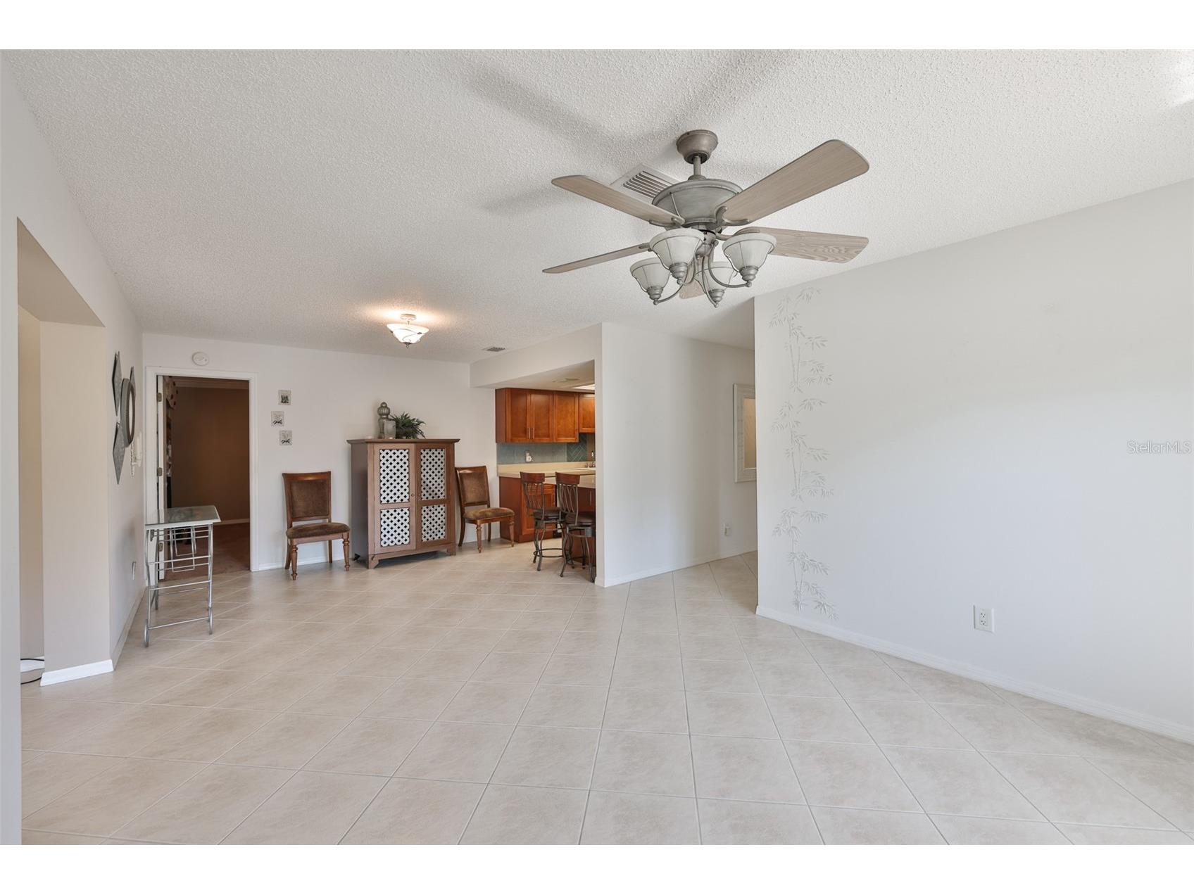 2035 Hampstead Circle Sun City Center FL 33573 TB8476292 image12