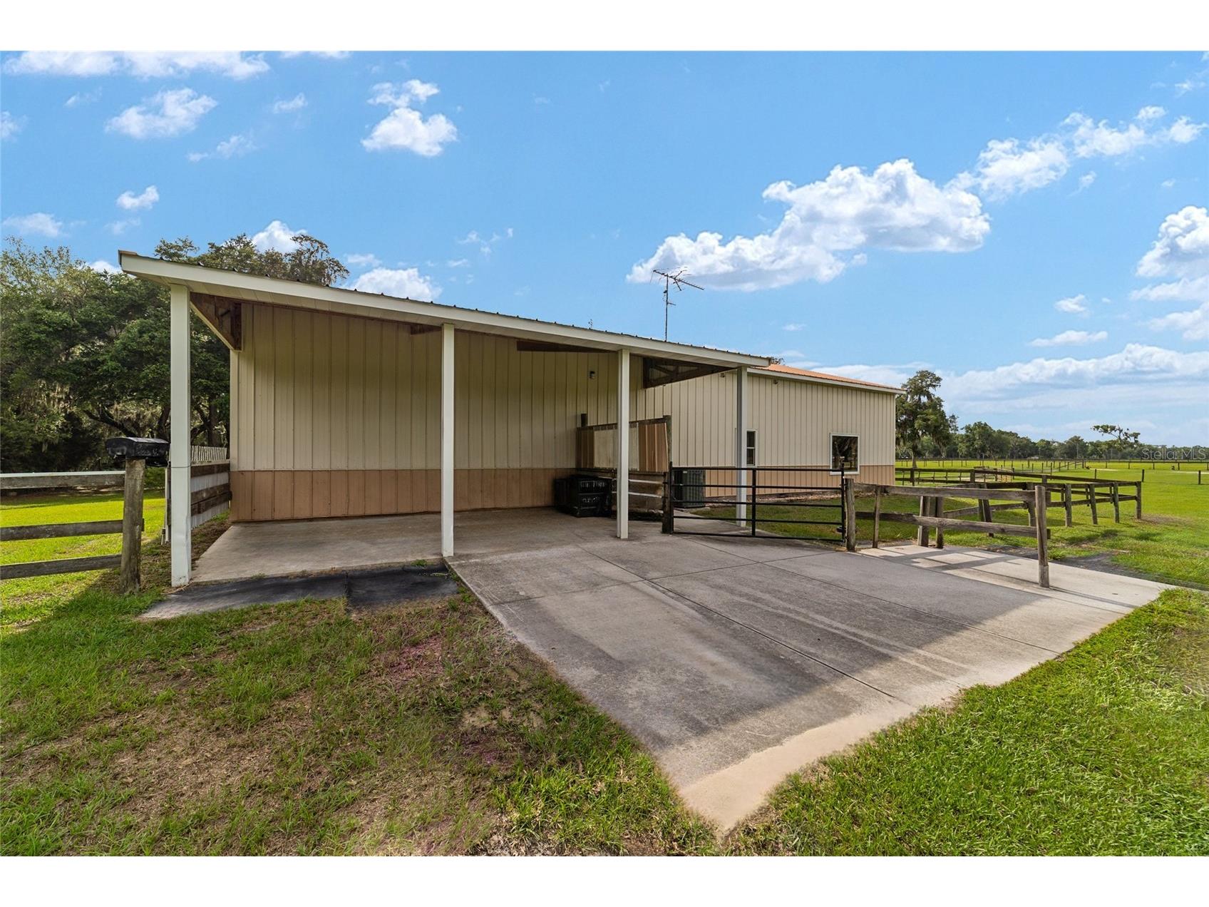2035 NW 150th Avenue Ocala FL 34482 OM725757 image40