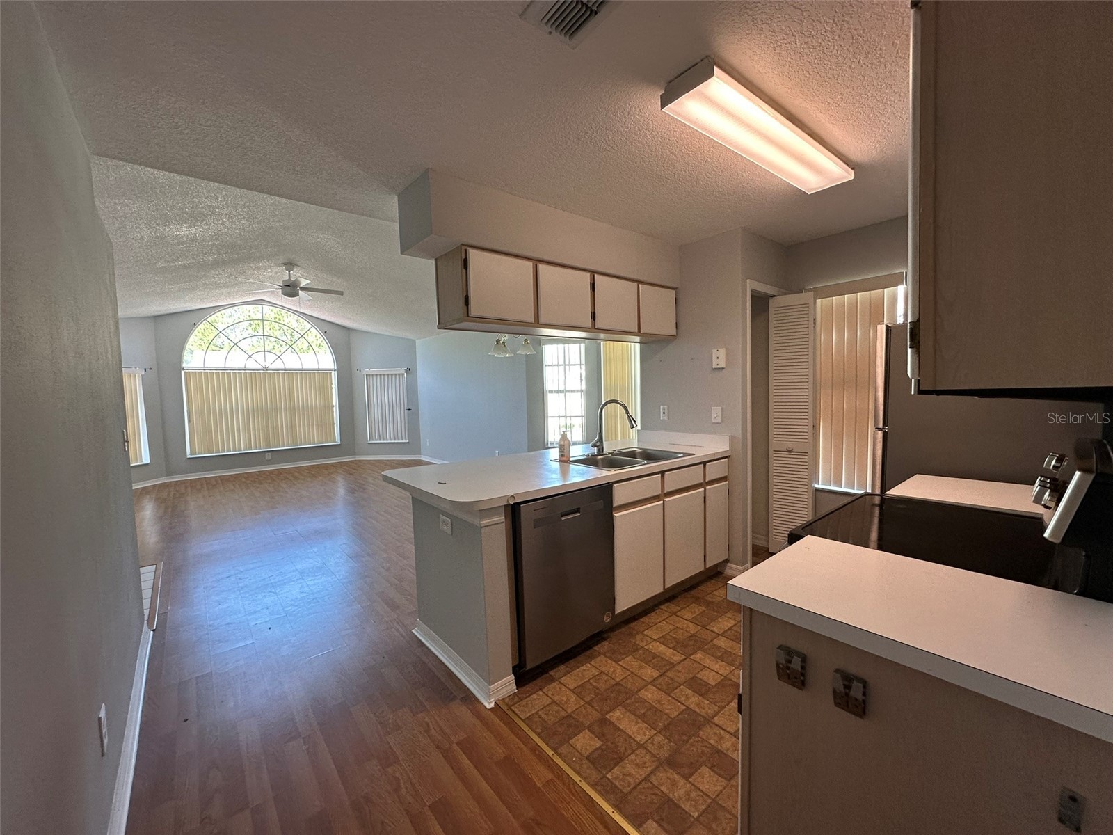 2035 Royal Bay Boulevard #46 Kissimmee FL 34746 O6375651 image7