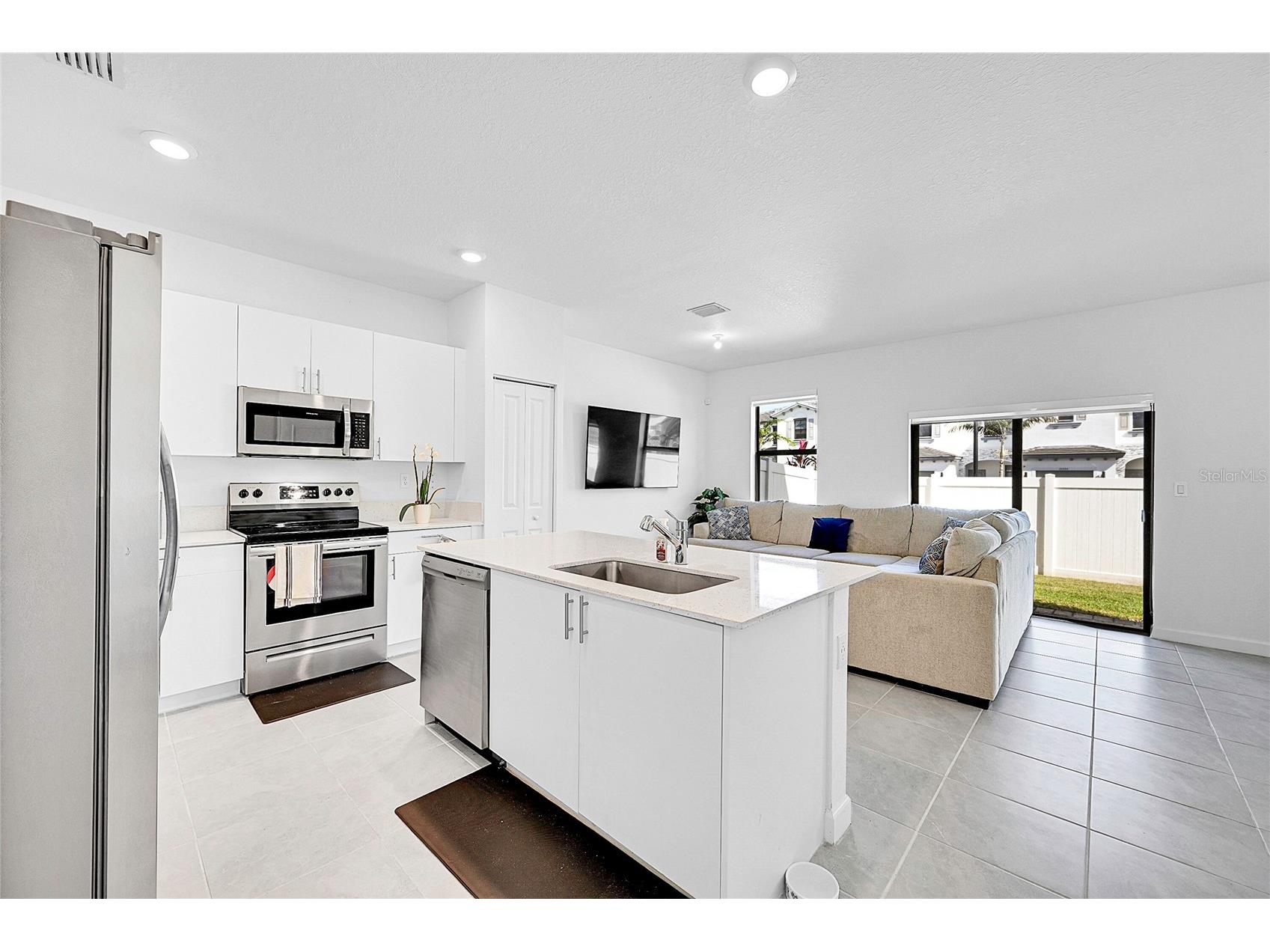 20357 NW 4th Path Miami FL 33169 O6392594 image10