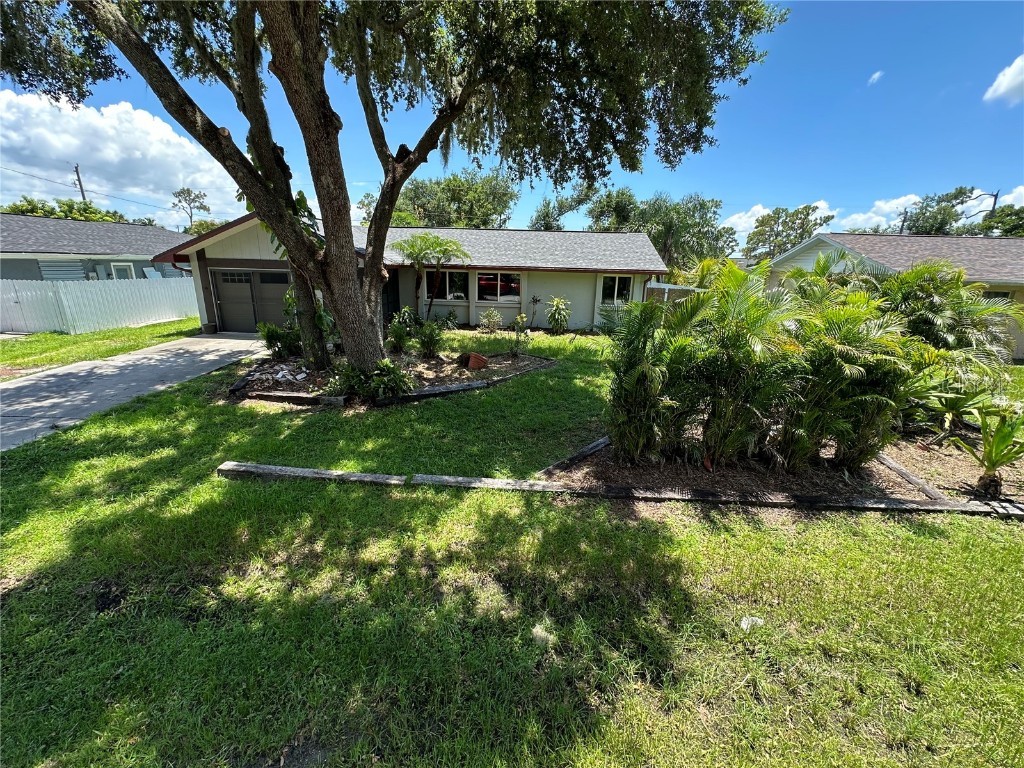 20359 Banner Avenue Port Charlotte FL 33952 C7495831 image1