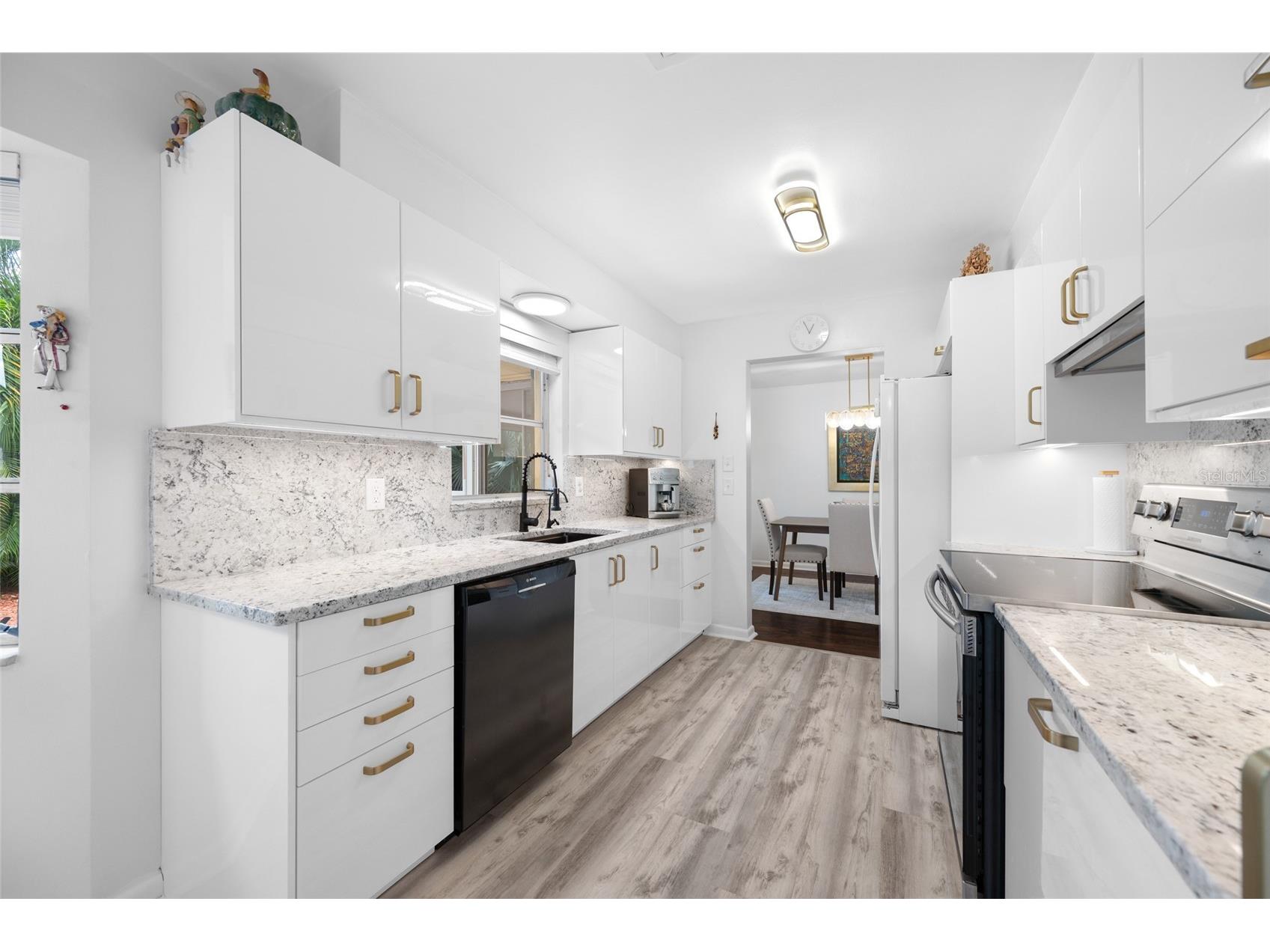 2036 Forest Drive Clearwater FL 33763 TB8526746 image11