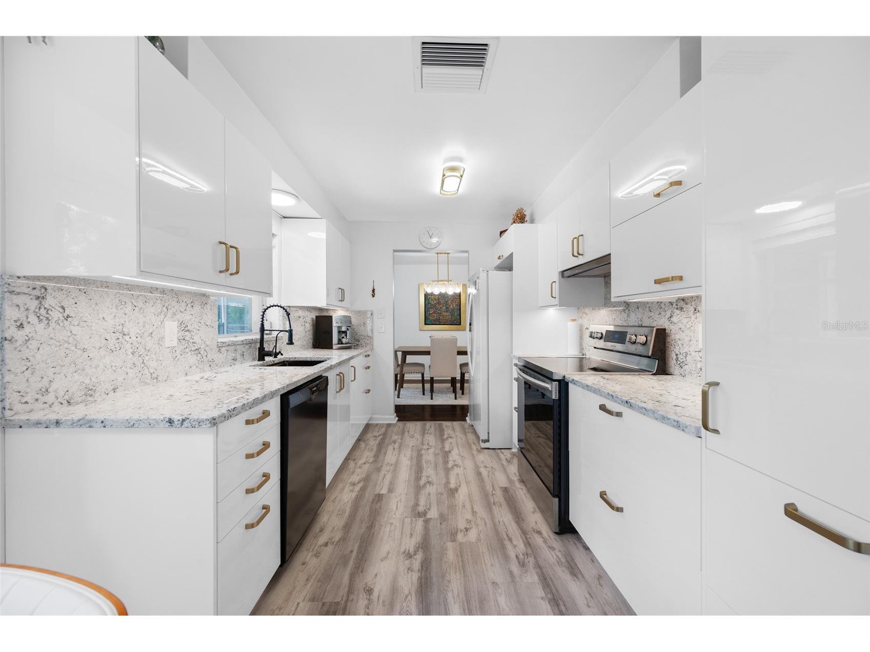 2036 Forest Drive Clearwater FL 33763 TB8526746 image12