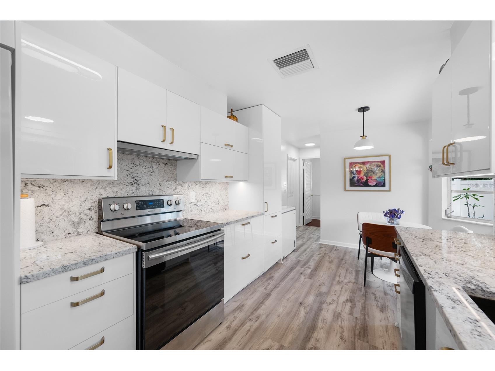 2036 Forest Drive Clearwater FL 33763 TB8526746 image14