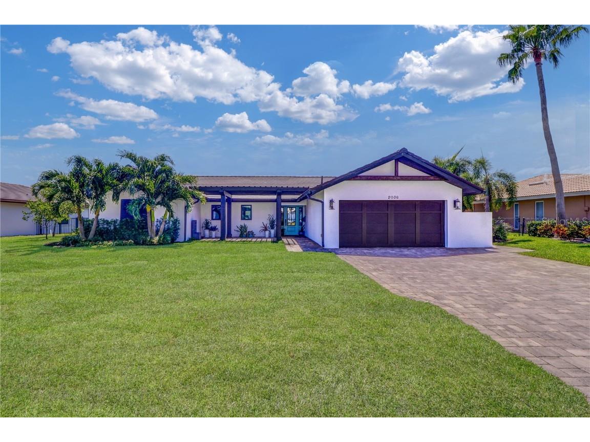 2036 Hawaii Avenue NE Saint Petersburg FL 33703 U8198285 image1
