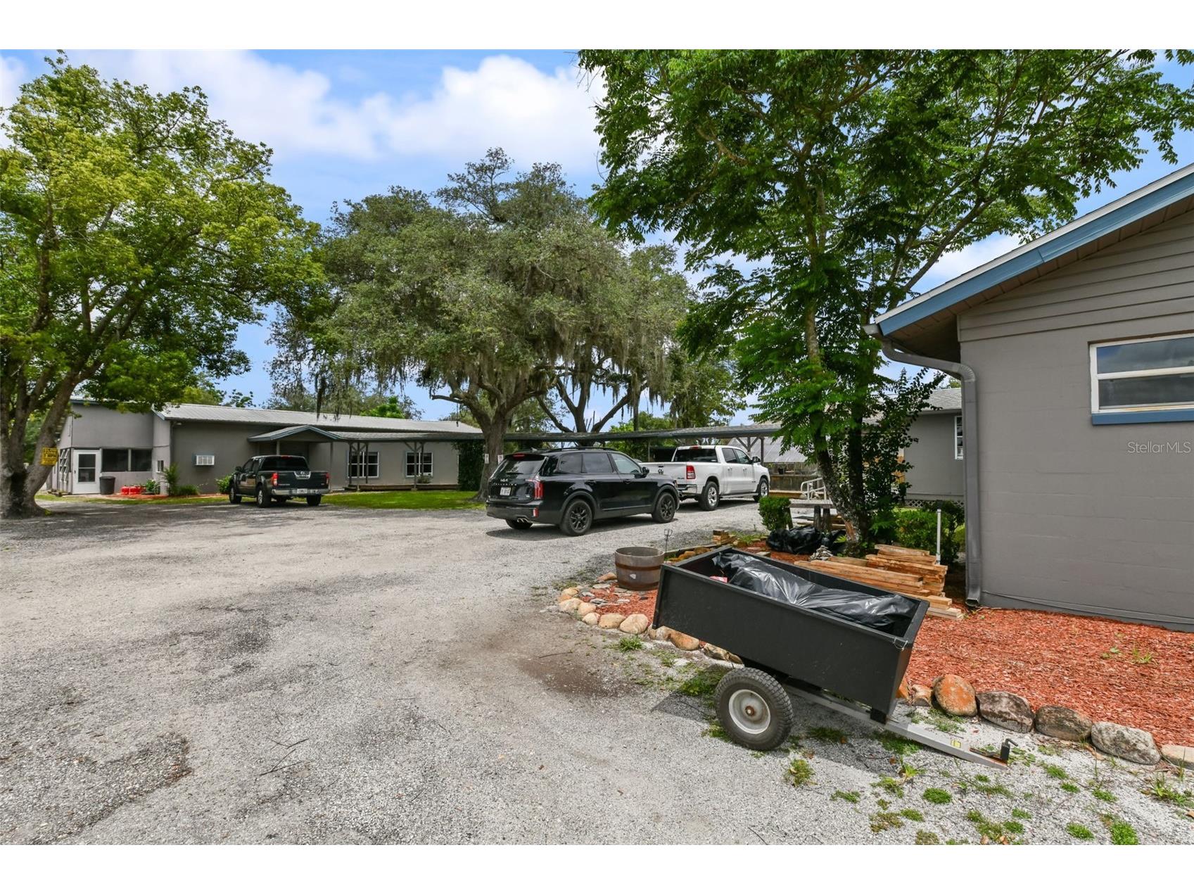 2036 Lake View Avenue Chuluota FL 32766 - LAKE MILLS O6415536 image11