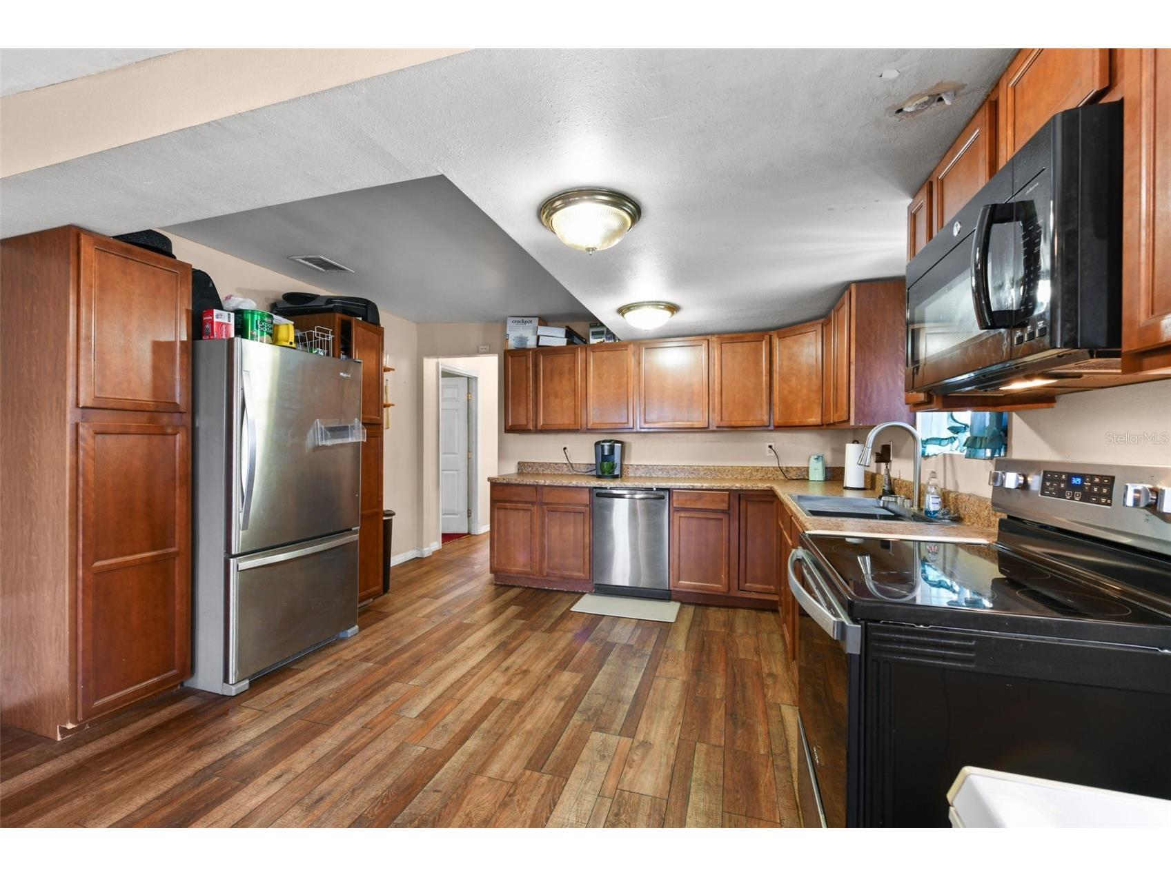 2036 Lake View Avenue Chuluota FL 32766 - LAKE MILLS O6415536 image19