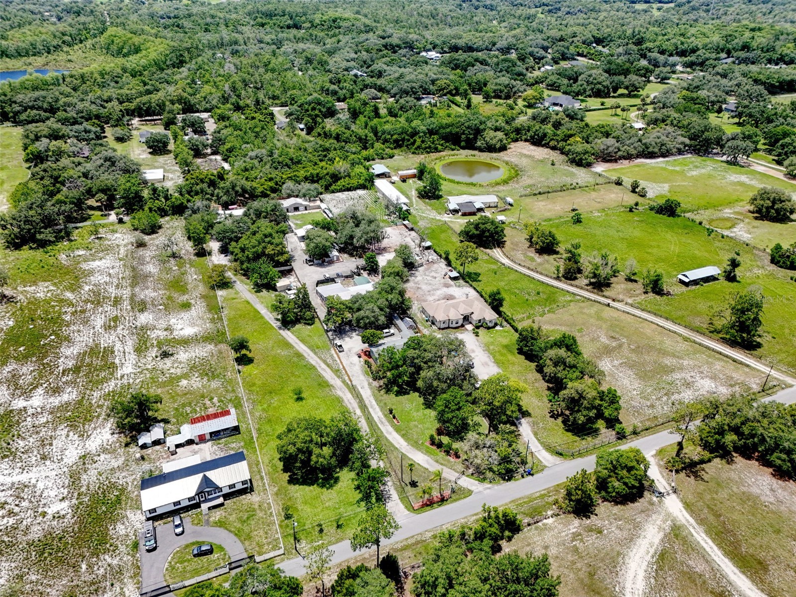 2036 Lake View Avenue Chuluota FL 32766 - LAKE MILLS O6415536 image2