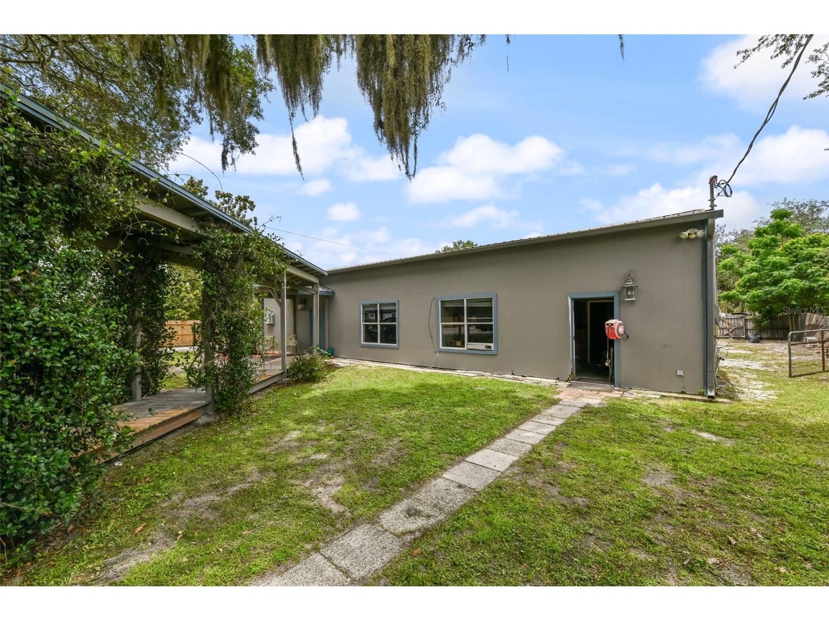 2036 Lake View Avenue Chuluota FL 32766 - LAKE MILLS O6415536 image35