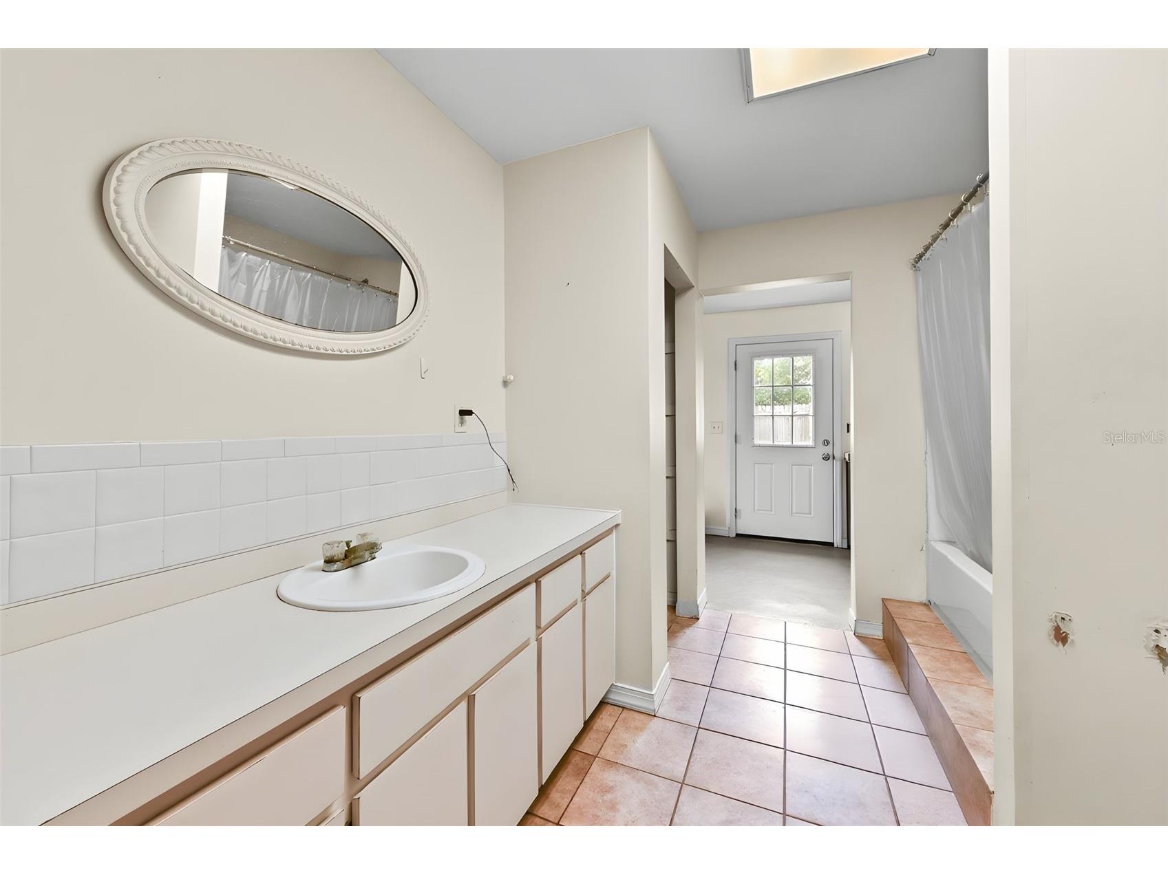 2036 Lake View Avenue Chuluota FL 32766 - LAKE MILLS O6415536 image51