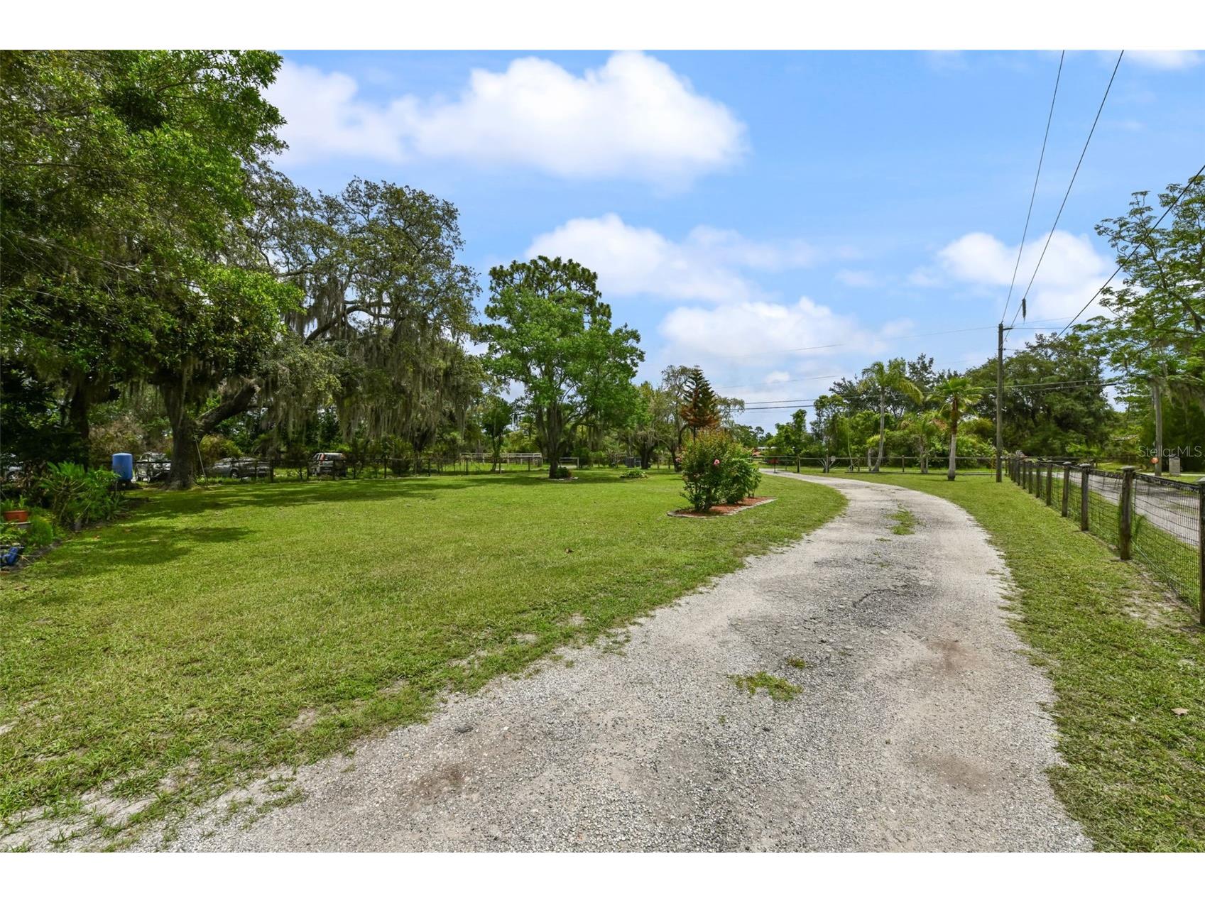 2036 Lake View Avenue Chuluota FL 32766 - LAKE MILLS O6415536 image7