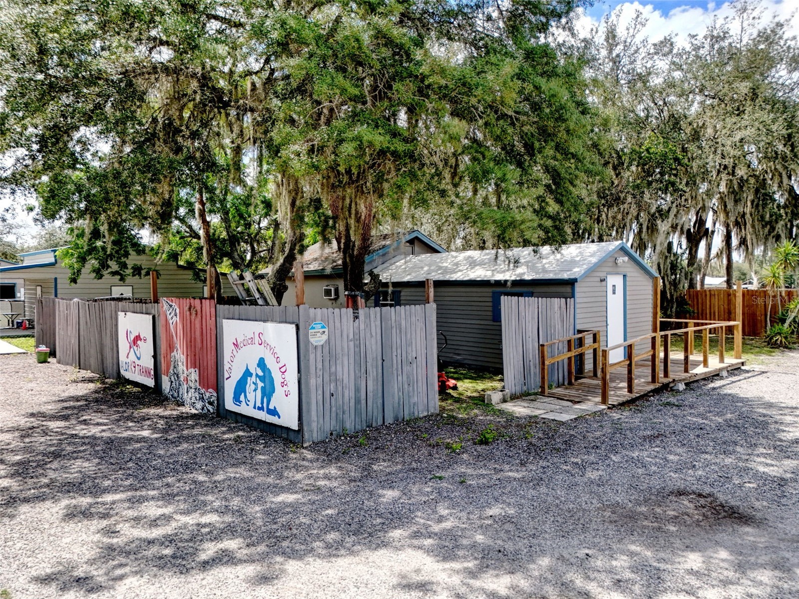 2036 Lake View Avenue Chuluota FL 32766 - LAKE MILLS O6415536 image86