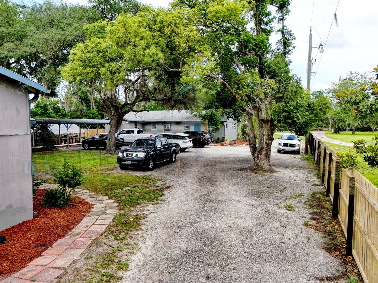 2036 Lake View Avenue Chuluota FL 32766 - LAKE MILLS O6415536 image87