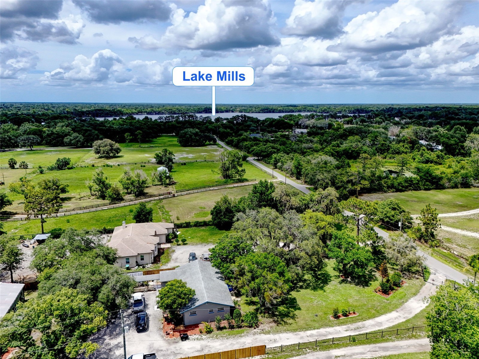2036 Lake View Avenue Chuluota FL 32766 - LAKE MILLS O6415536 image88