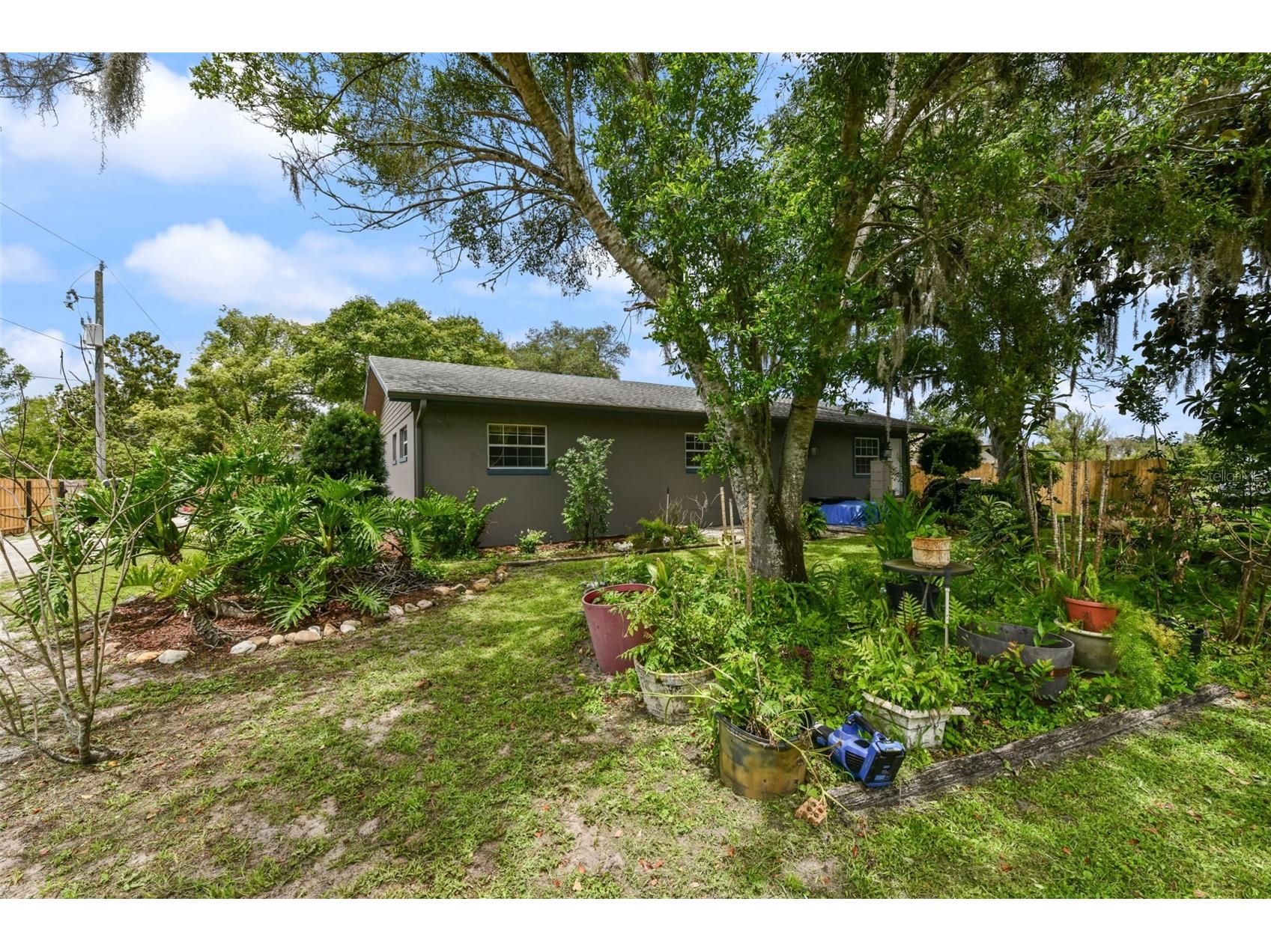 2036 Lake View Avenue Chuluota FL 32766 - LAKE MILLS O6415536 image9