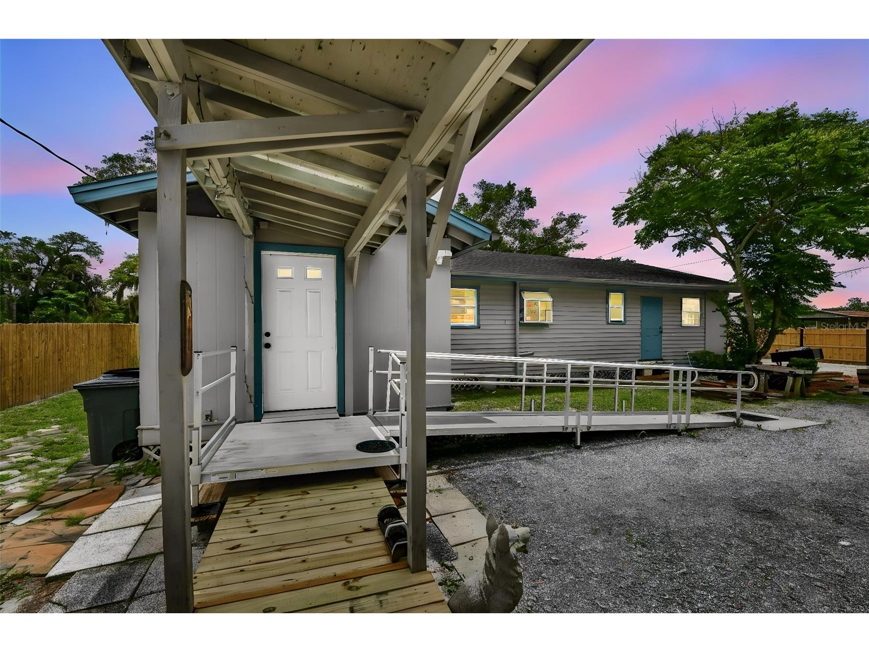 2036 Lake View Avenue Chuluota FL 32766 - LAKE MILLS O6415536 image95