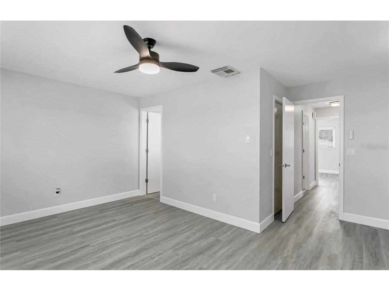 2036 Nursery Road Clearwater FL 33764 TB8532712 image11