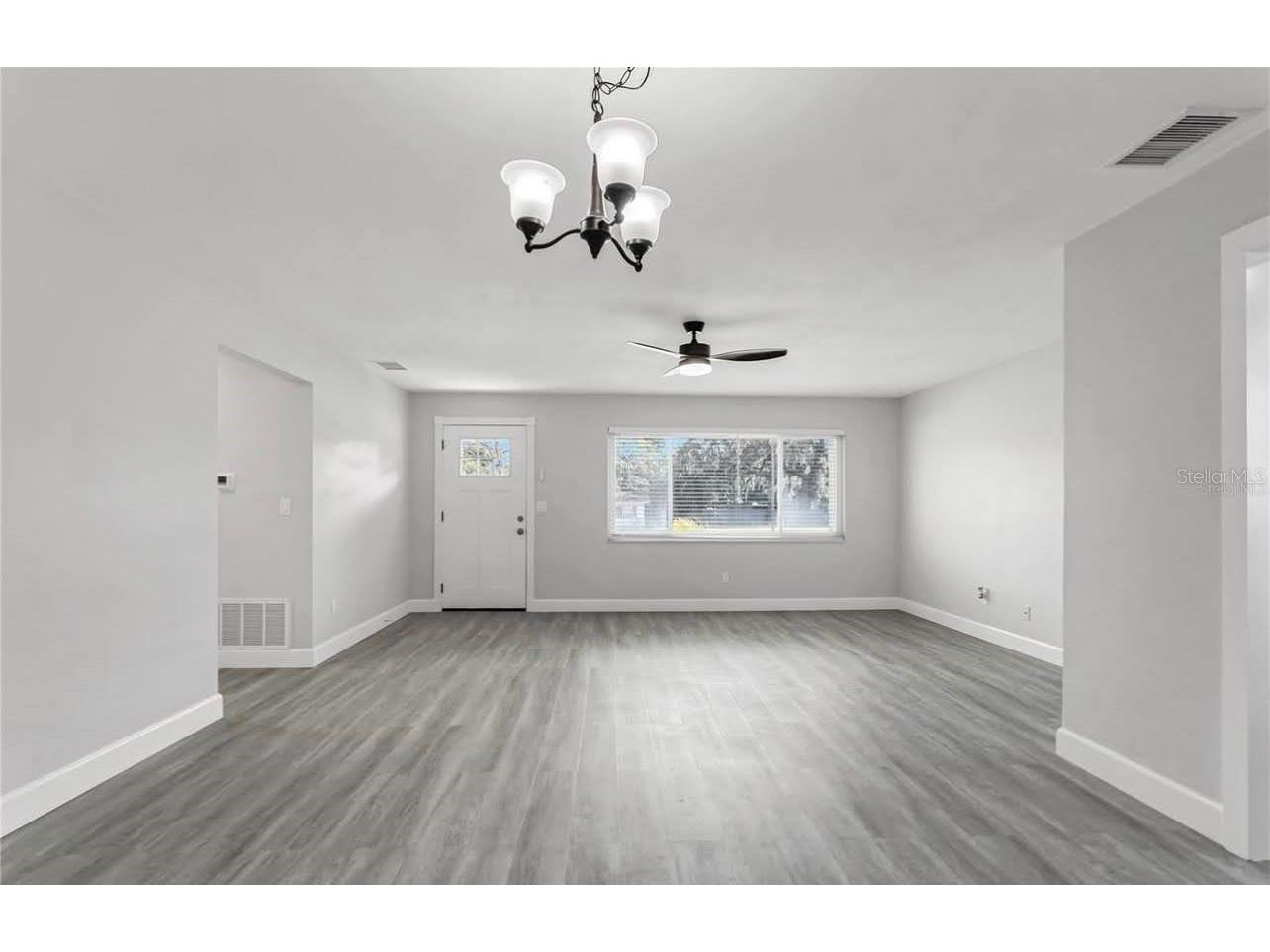 2036 Nursery Road Clearwater FL 33764 TB8532712 image6