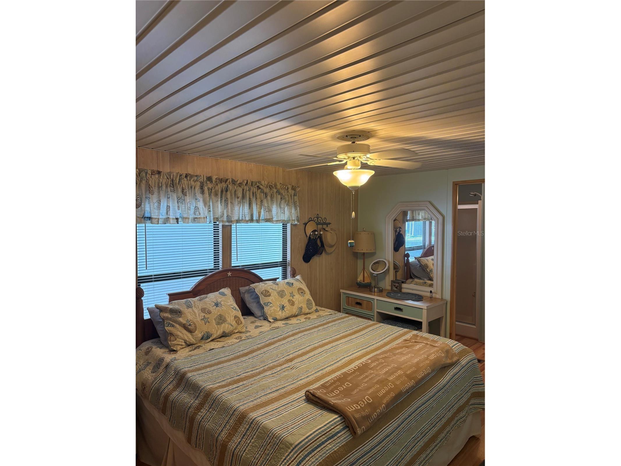 2036 S Mobile Estates Drive Sarasota FL 34231 A4678066 image6