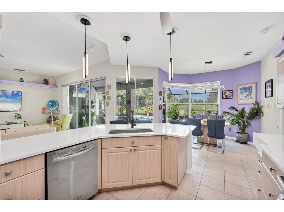 2036 Timucua Trail Nokomis FL 34275 A4667298 image12