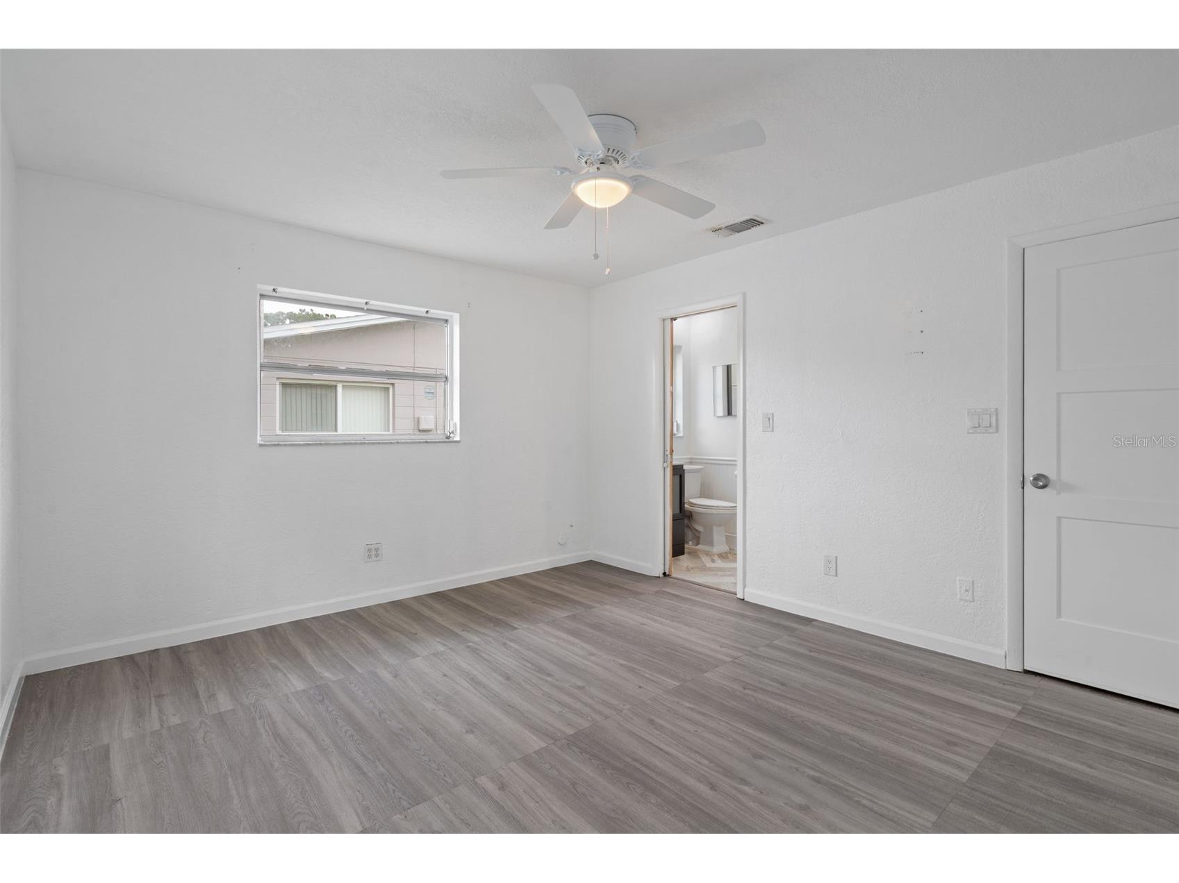 2037 67th Avenue S Saint Petersburg FL 33712 TB8513289 image18