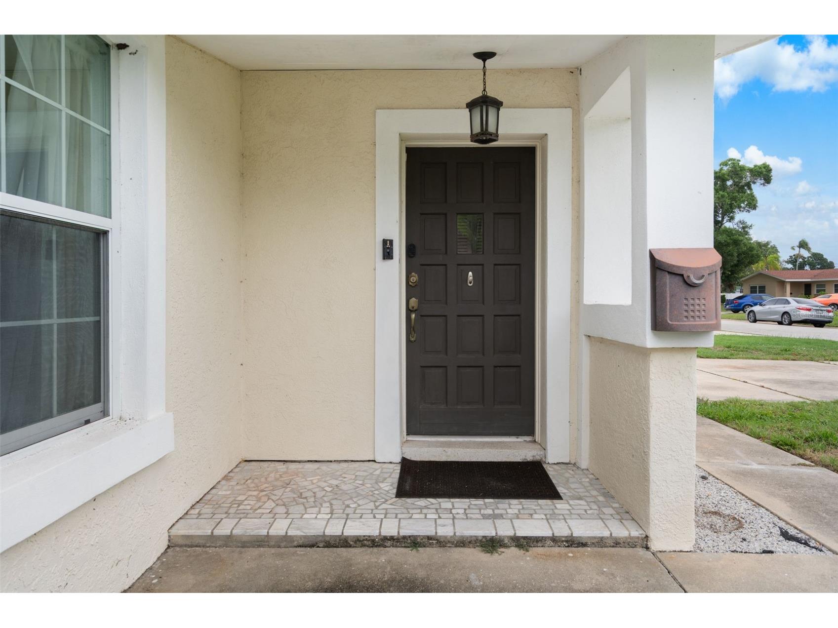 2037 67th Avenue S Saint Petersburg FL 33712 TB8513289 image2