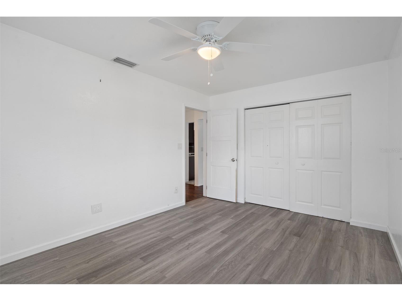 2037 67th Avenue S Saint Petersburg FL 33712 TB8513289 image28