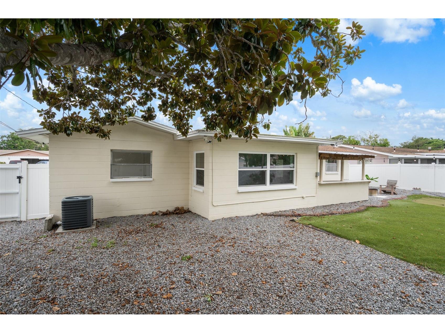2037 67th Avenue S Saint Petersburg FL 33712 TB8513289 image33