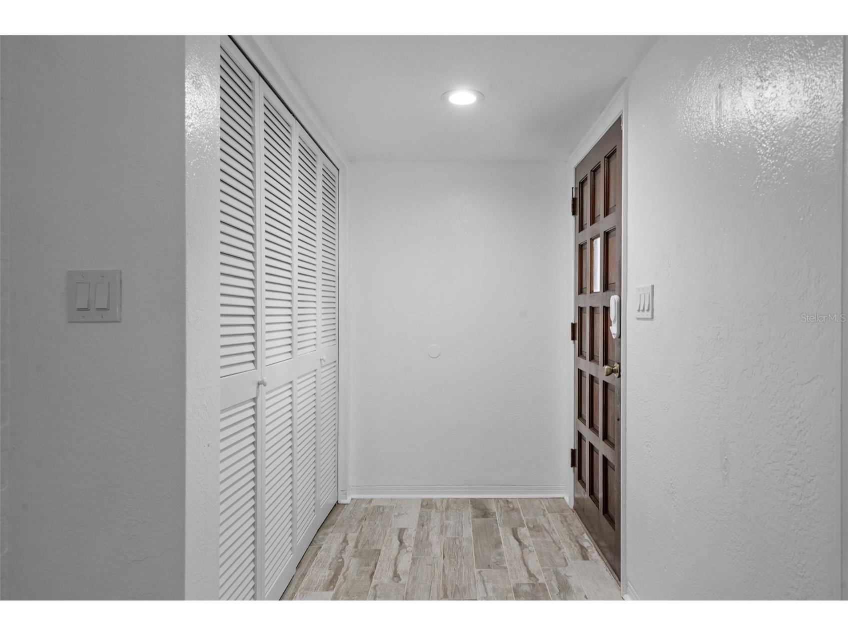 2037 67th Avenue S Saint Petersburg FL 33712 TB8513289 image4