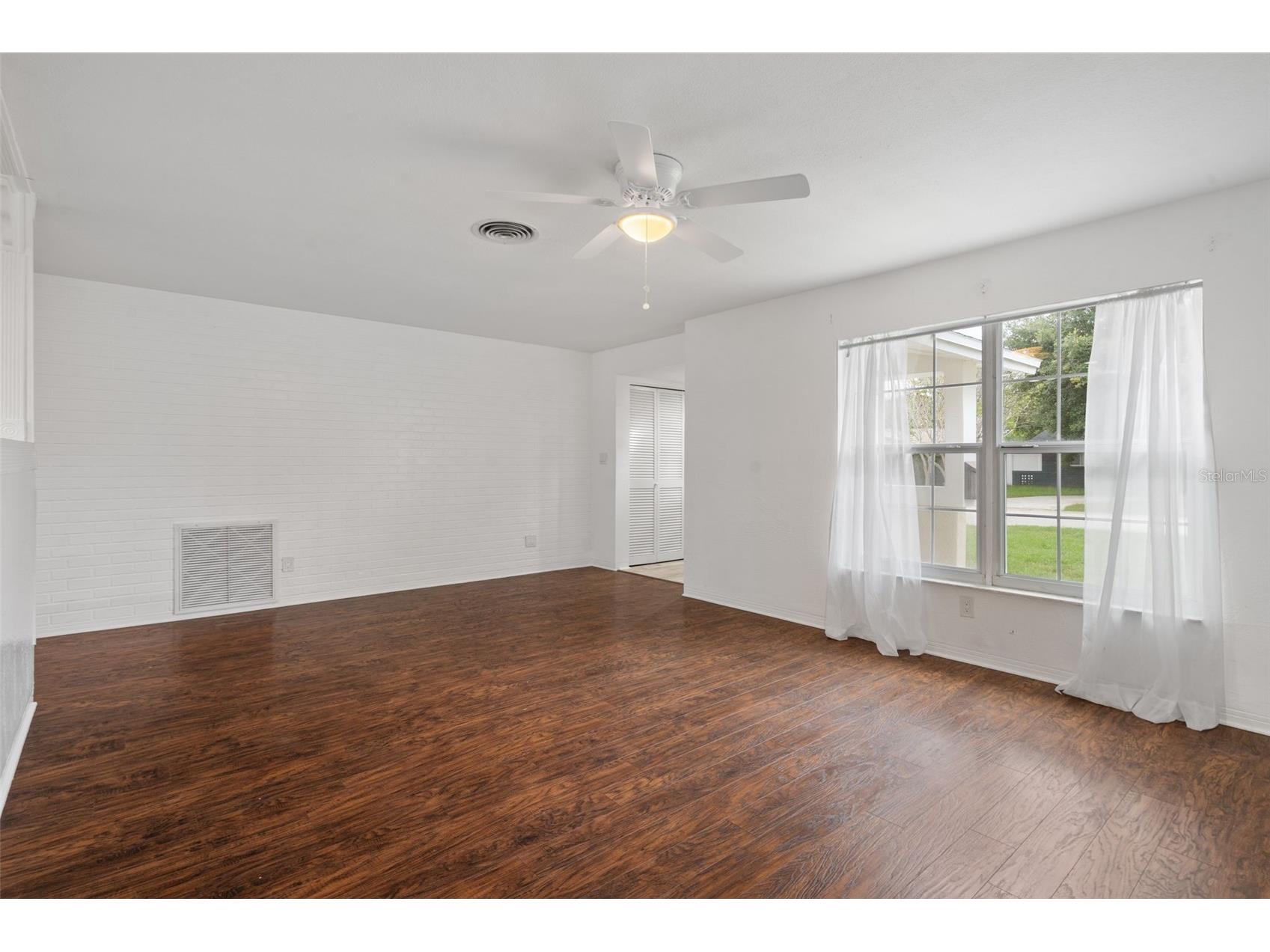 2037 67th Avenue S Saint Petersburg FL 33712 TB8513289 image6