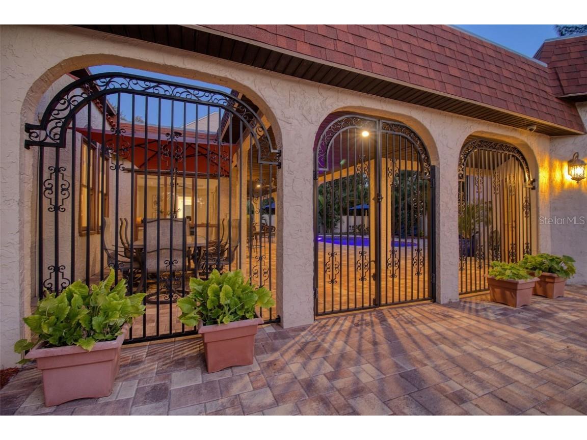 2037 Broadway Clearwater FL 33755 TB8437064 image41