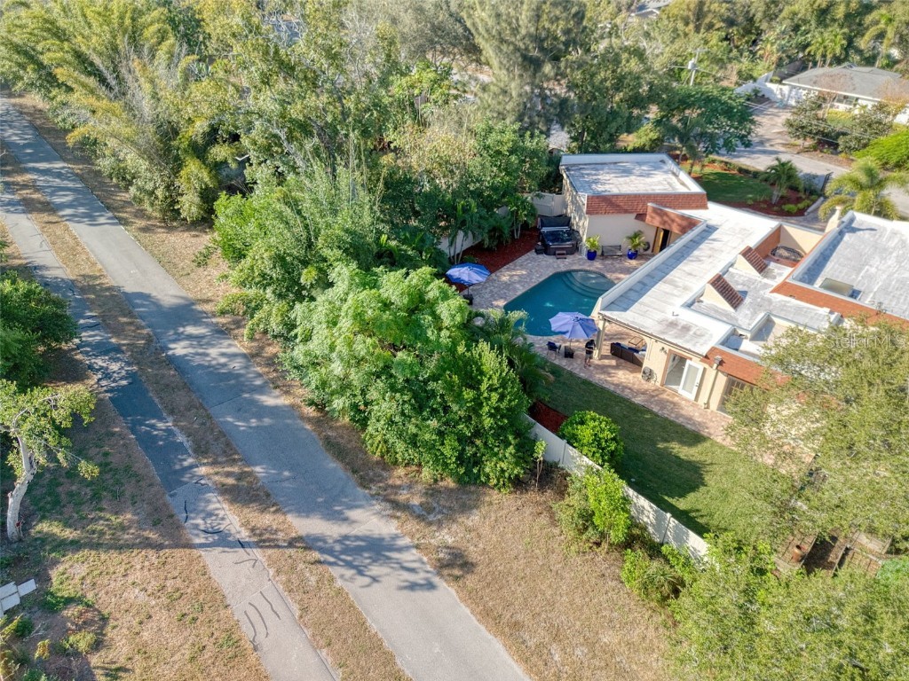 2037 Broadway Clearwater FL 33755 TB8437064 image50