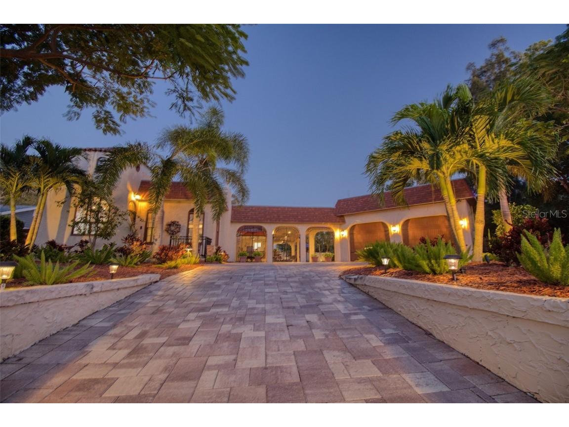 2037 Broadway Clearwater FL 33755 TB8437064 image55