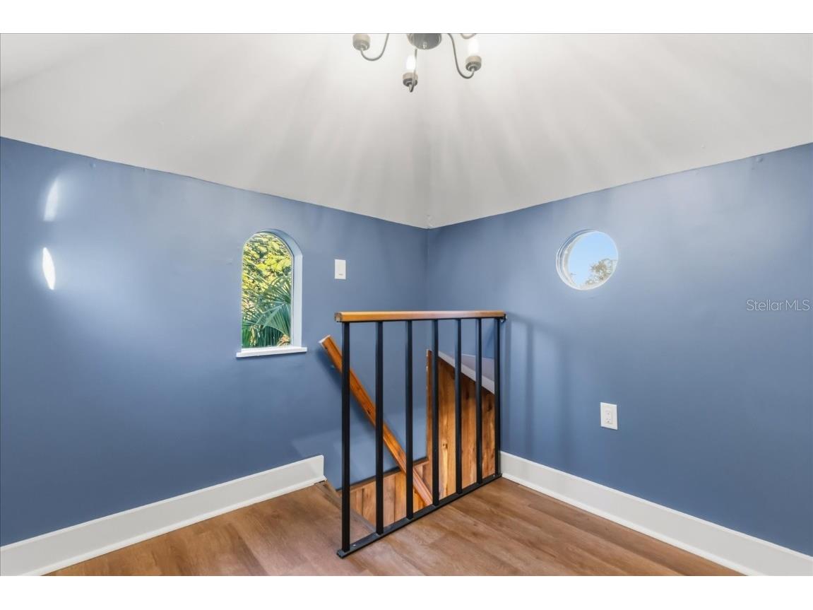 2037 Broadway Clearwater FL 33755 TB8437064 image6