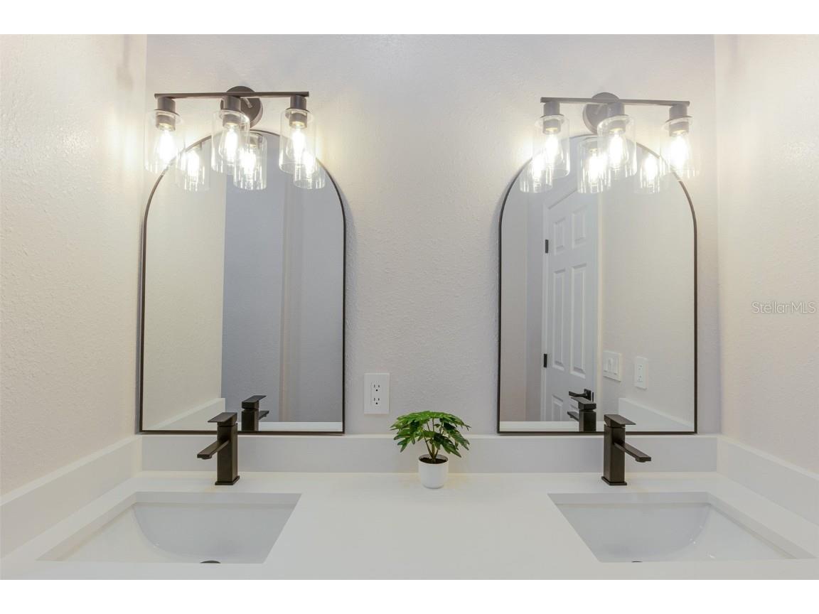 2037 Corner Tree Court Orlando FL 32820 O6351876 image18