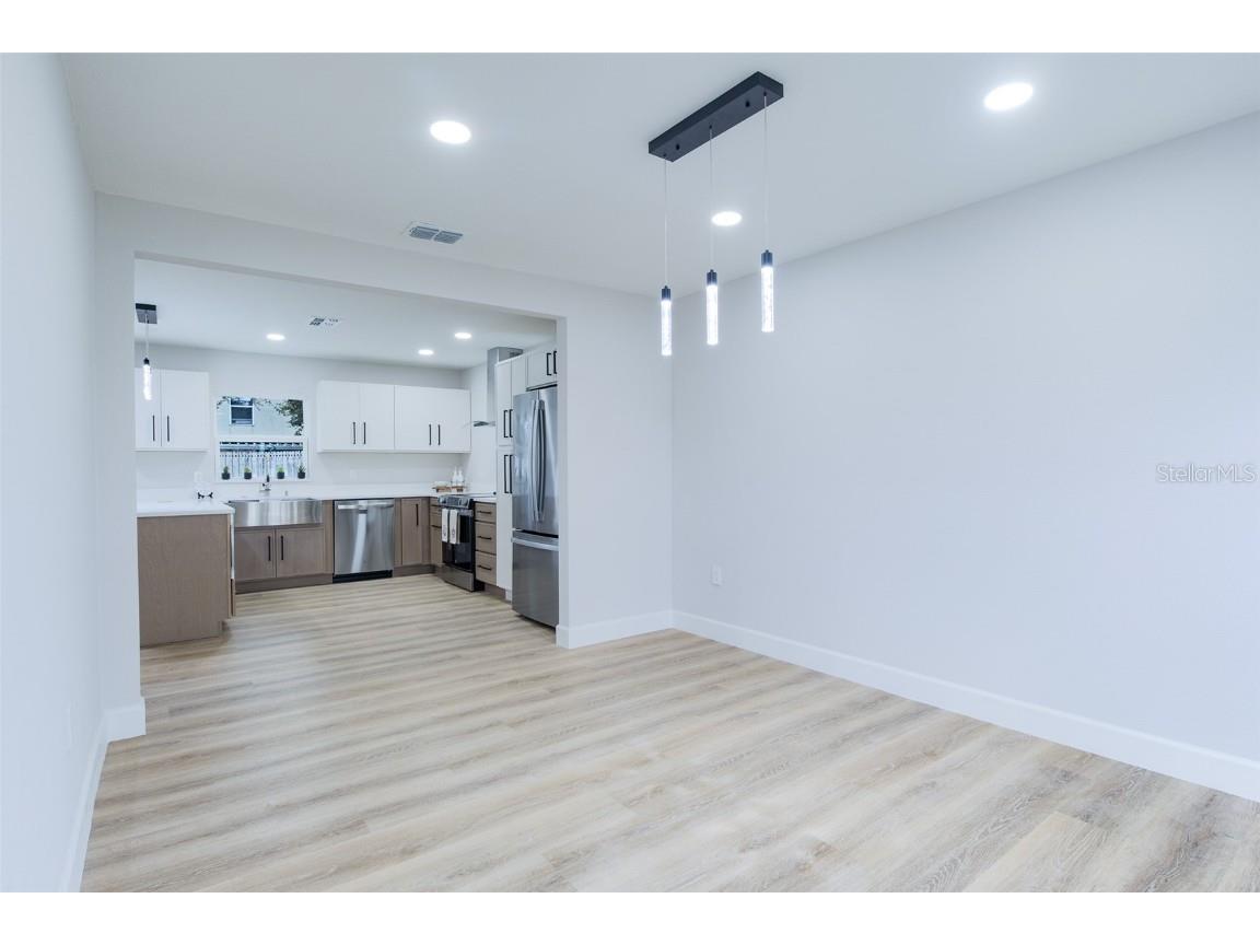 2037 Corner Tree Court Orlando FL 32820 O6351876 image4