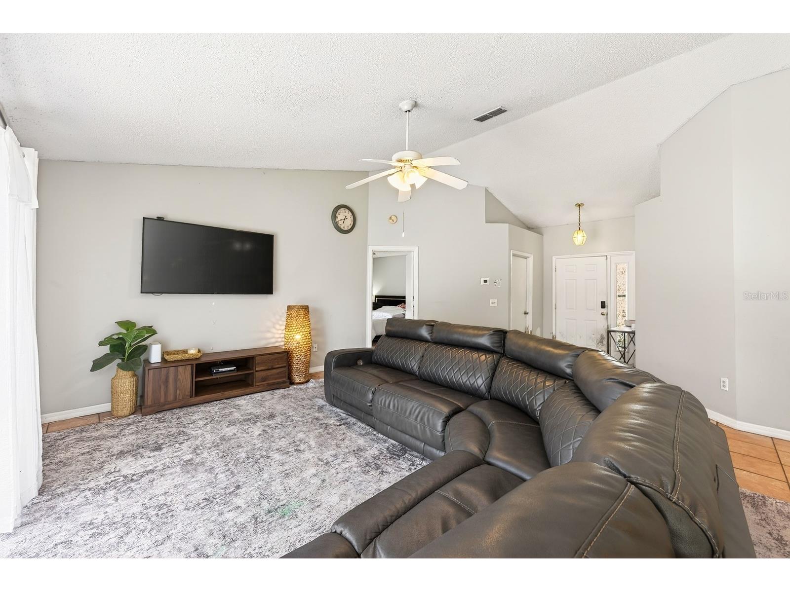 2037 Greystone Trail Orlando FL 32818 O6398792 image3