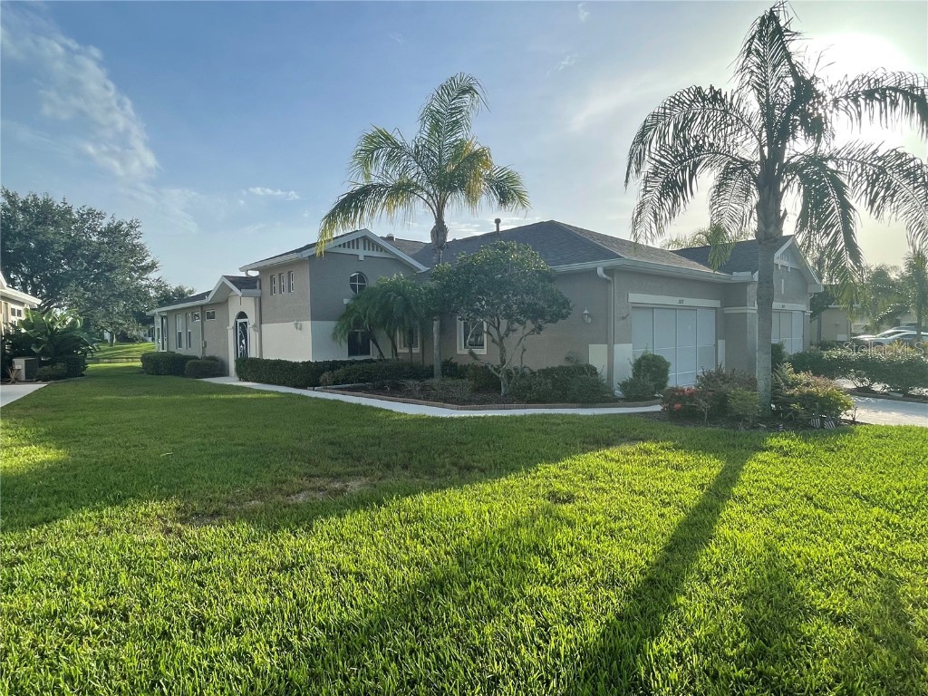 2037 Inverness Greens Drive Sun City Center FL 33573 C7476809 image1