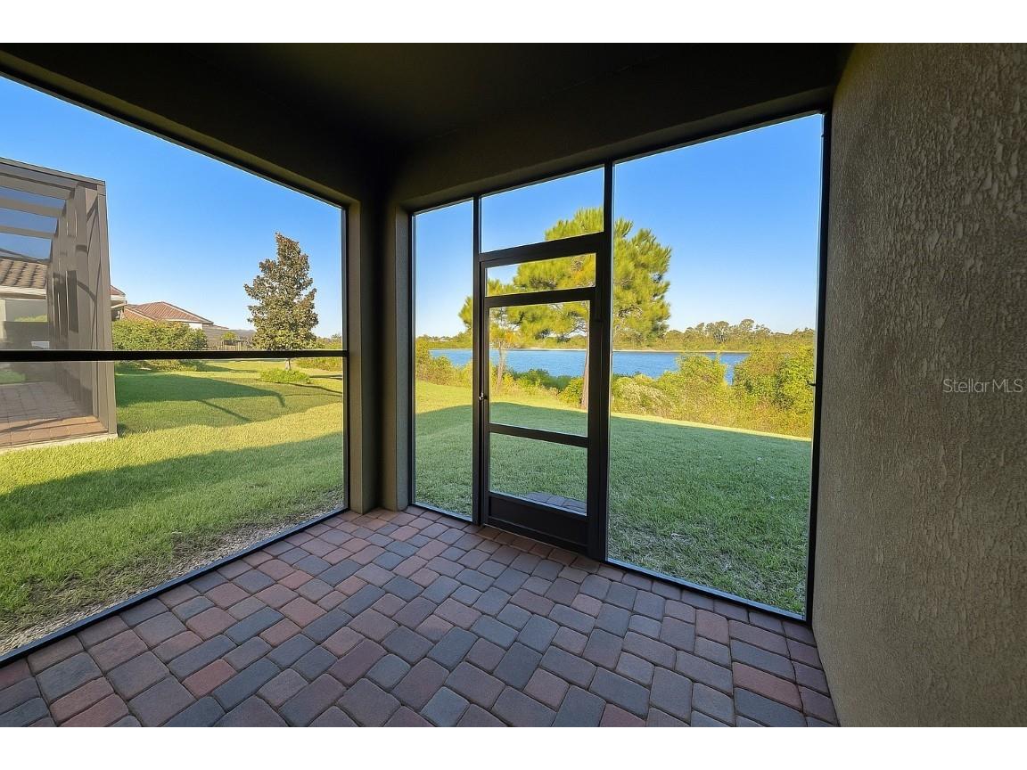 2037 Lake Side Avenue Davenport FL 33837 S5138550 image14