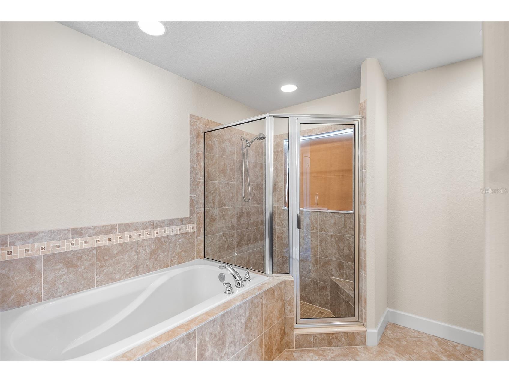 2037 Lakeridge Drive Winter Haven FL 33881 L4960883 image19