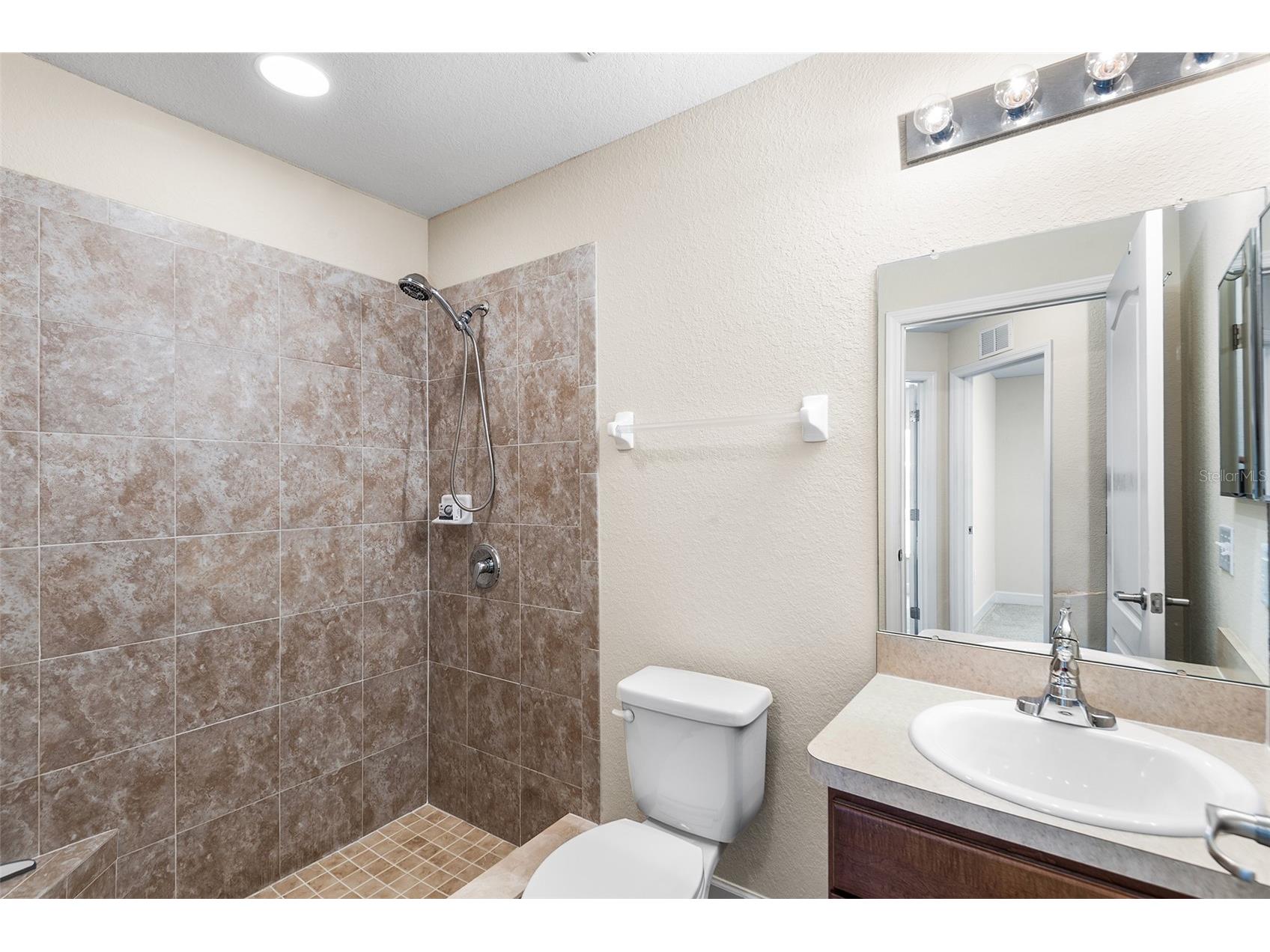 2037 Lakeridge Drive Winter Haven FL 33881 L4960883 image22